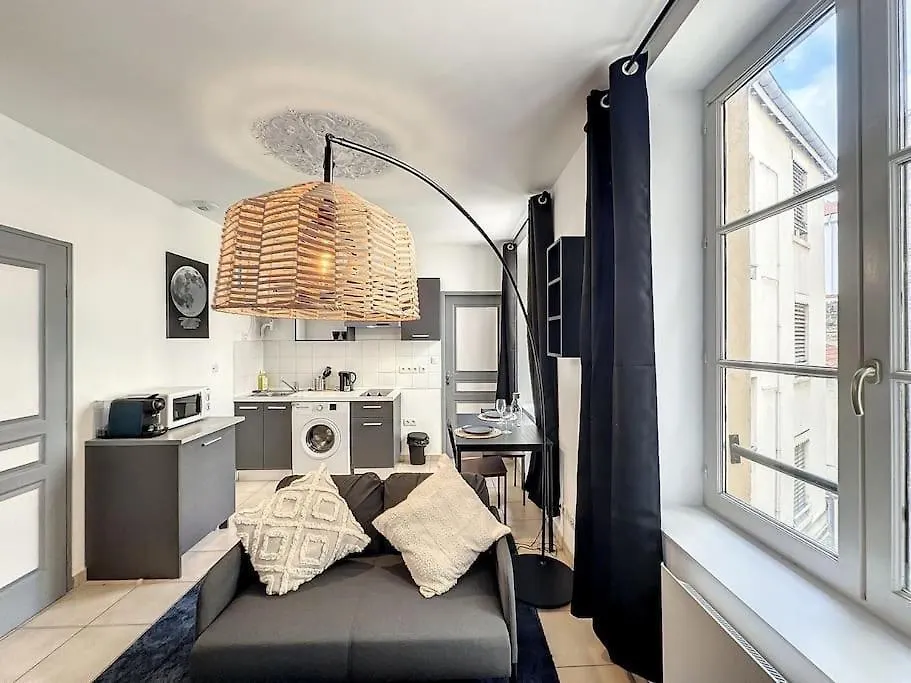 Cosy Appartement, Paul Bert 3 Lyon 0*,  Frankrijk